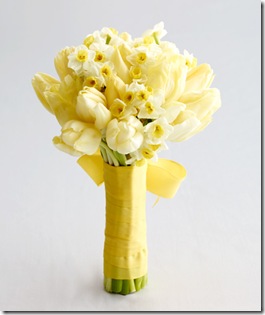 whitew tulip bouquet