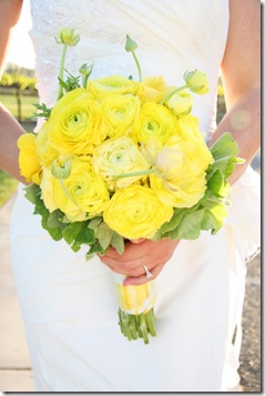 yellow rananculus bouquet